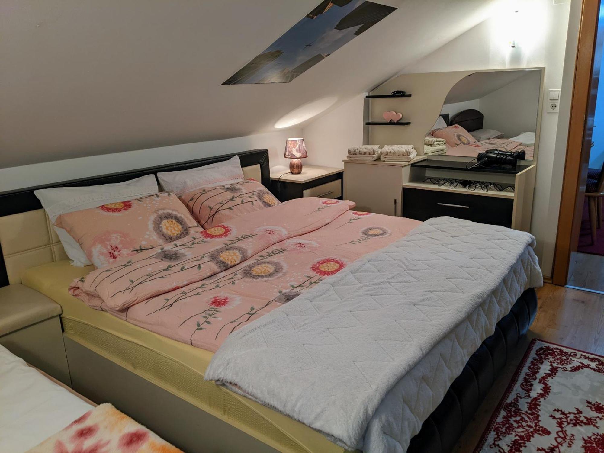 Apartmani Hrastik Бихач Номер фото
